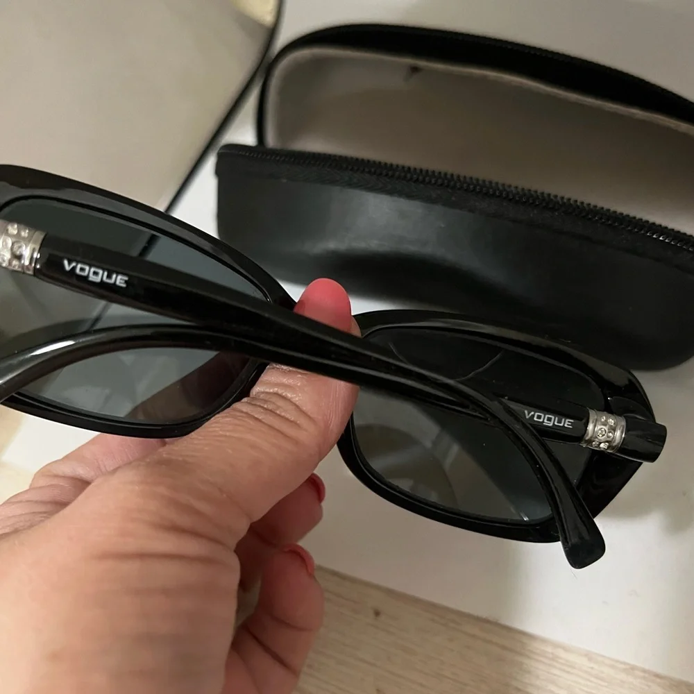 Vogue Black VR Headset Case